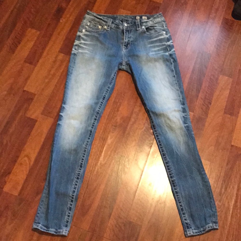 Miss Me skinny jeans size 31